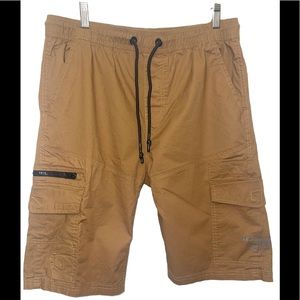 Akademiks Cargo Shorts Size 32